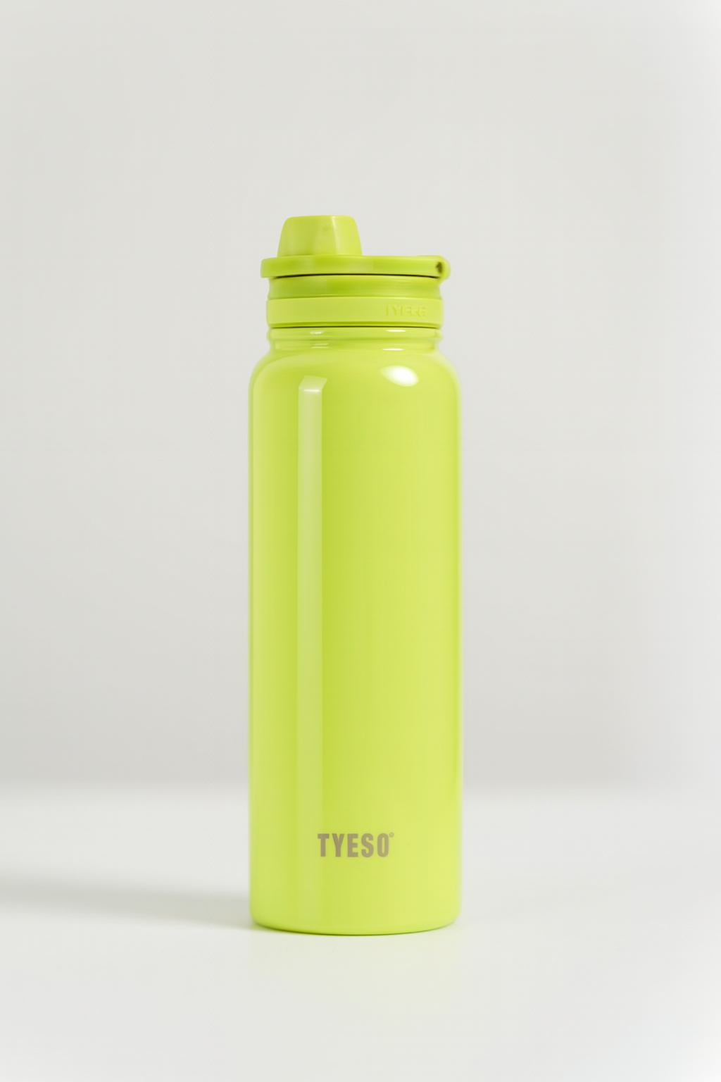 Garrafa Térmica Solaris x TYESO – Leve, Durável e Feita para o Movimento